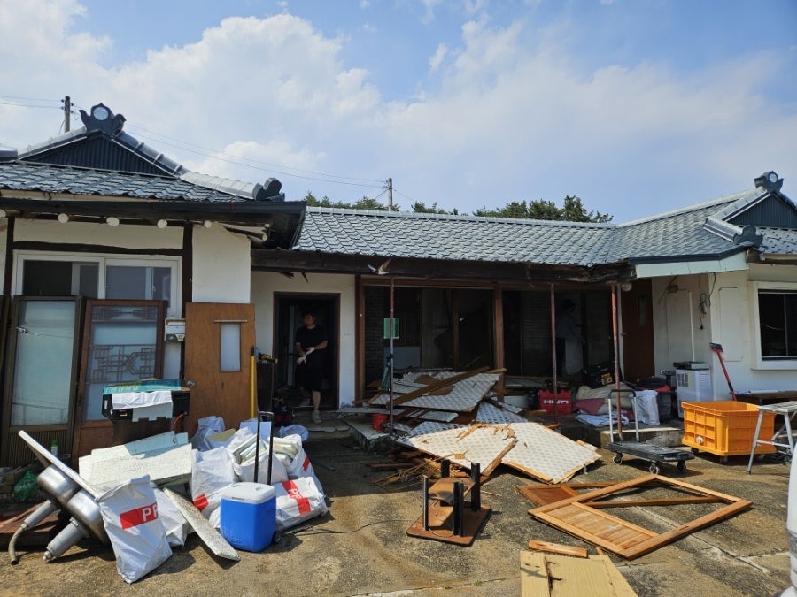 공사 전 고성 금화정리 흙집